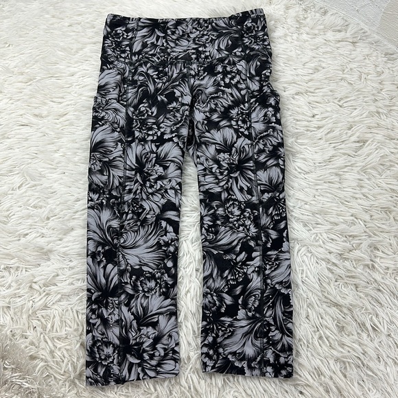 Lululemon Fast & Free Crop II *Nulux 19" Night Garden Ice Grey Black - Picture 1 of 7